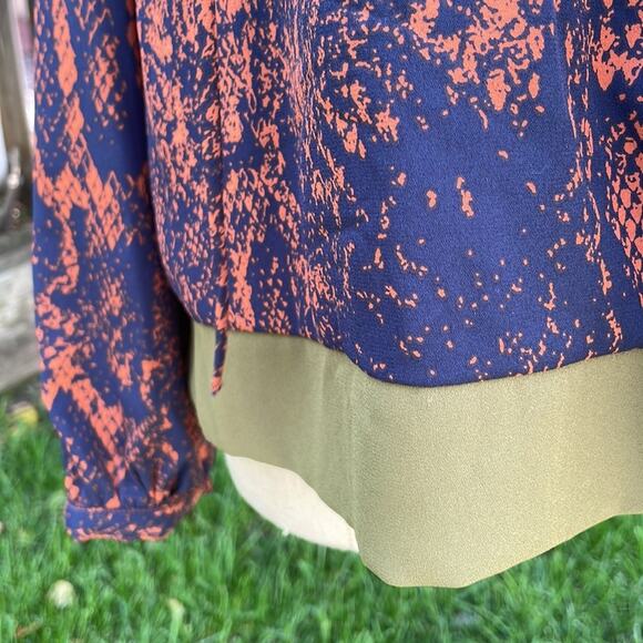 CAbi Snakeskin Print Orange Blue Wrap Long Sleeve Top  Women's Size Medium - Picture 5 of 9
